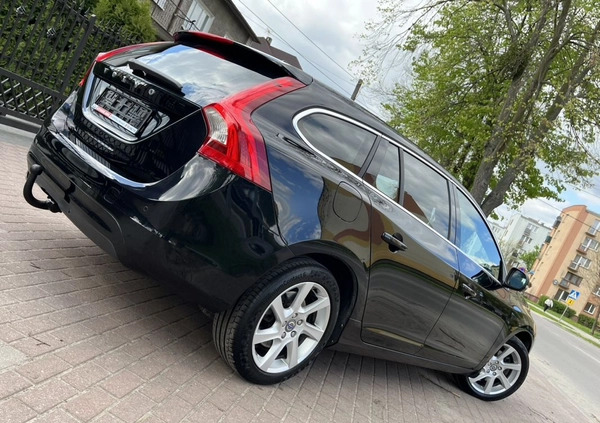 Volvo V60 cena 35700 przebieg: 214685, rok produkcji 2014 z Choroszcz małe 436